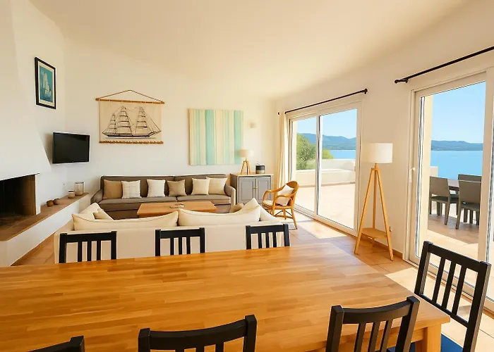 La Veglia * ポルトヴェッキオ